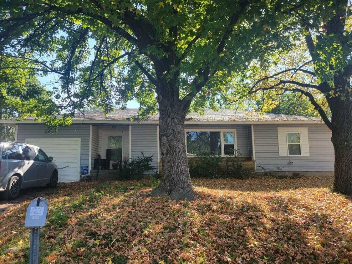 Foto principal - Picture-Perfect Living in the Heart of Bro...