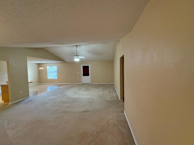 Foto del edificio - 3326 Skywagon Dr