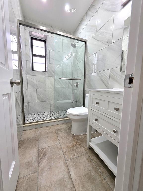 Building Photo - 316 E 94th St