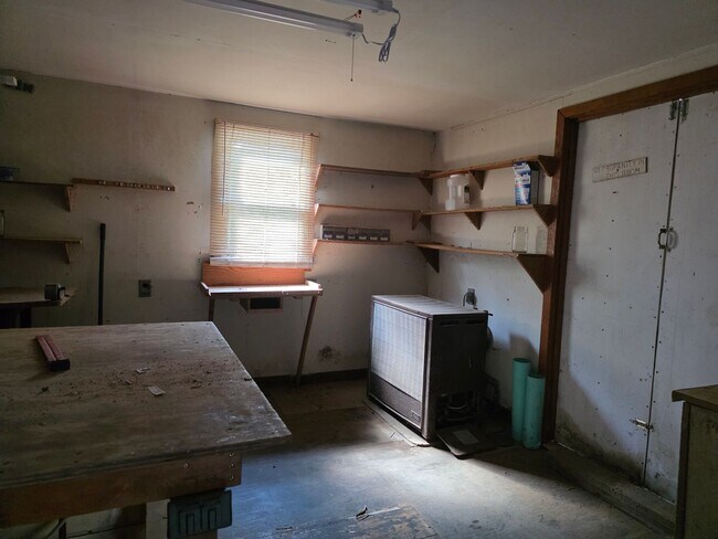 Foto del edificio - 3 Bedroom 1.5 Bath Mobile Home. Please read Description!
