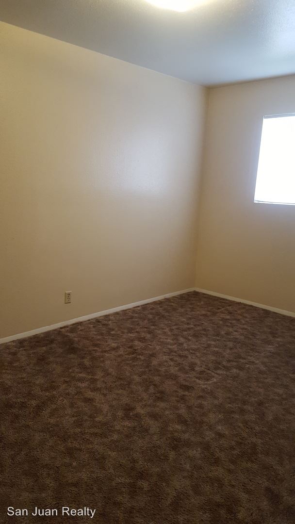 Building Photo - 716 Brimhall Pl