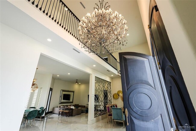 Building Photo - 21 Union Ct