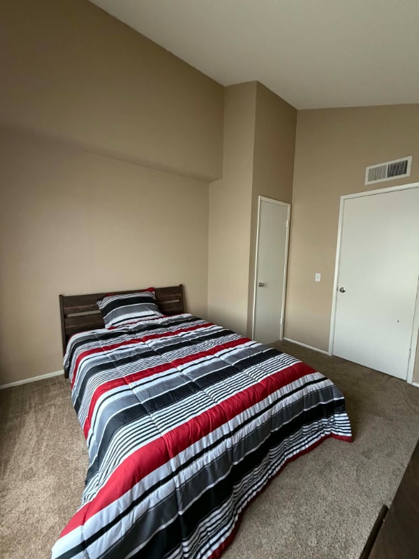 Photo - 14209 N 45th Ave House