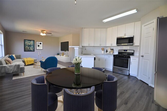 Foto del edificio - 2113 Whittier Dr