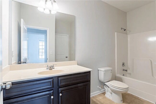 Foto del edificio - 3443 Woodshade Dr