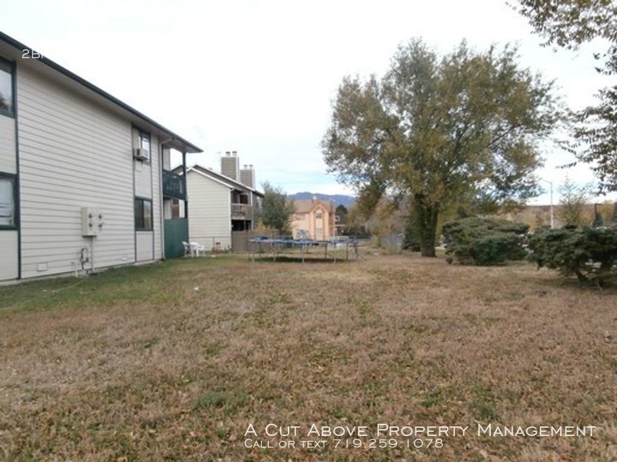 Building Photo - 4-Plex near Fountain & Chelton