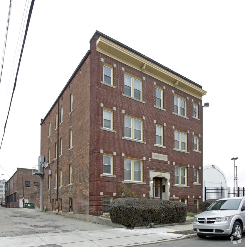 Foto principal - 466 Antoinette St