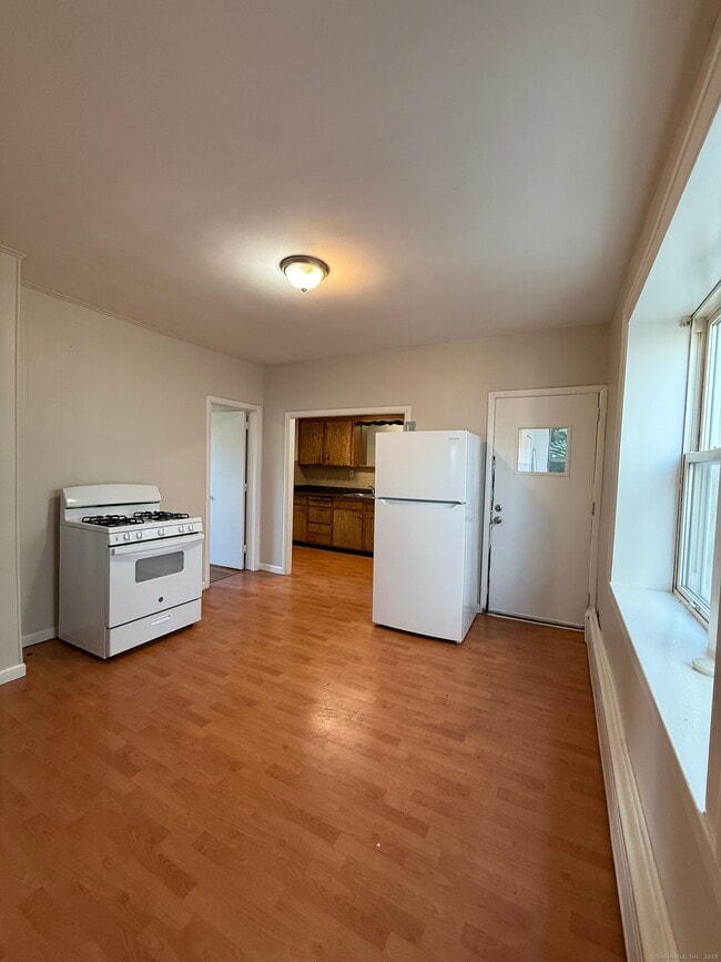 Foto del edificio - 404 Congress Ave