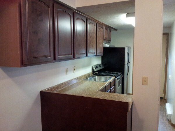 Foto principal - RentFrostburg Apartments - 84 Bowery St