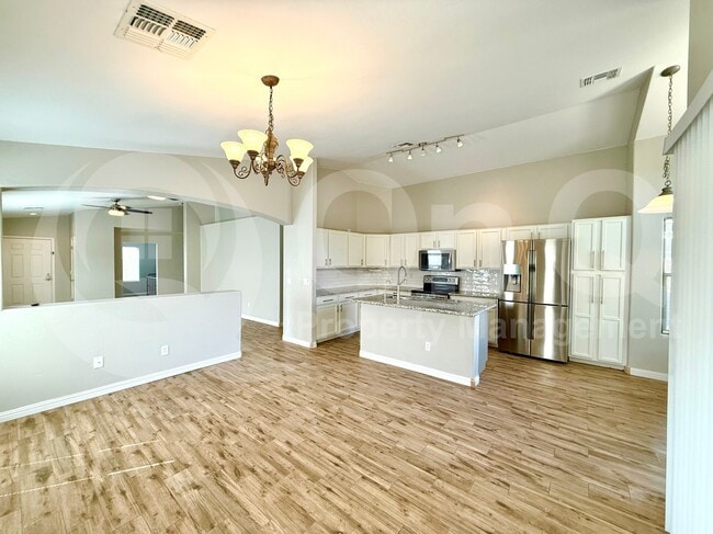 Foto del edificio - 25854 W Williams St