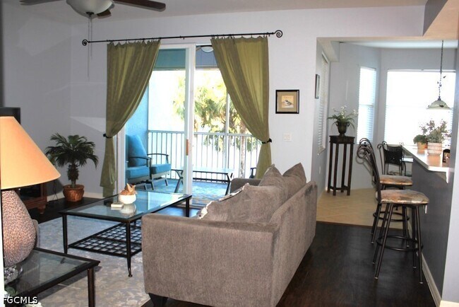 Foto del edificio - 16625 Lake Cir Dr