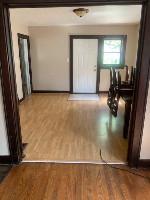 Building Photo - 1210 N Johnson St