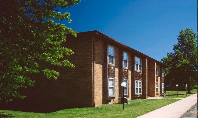 Building Photo - Willard Heights and Estates Apartments