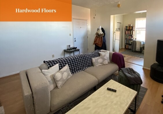 Apartment Photos - 2610 Woodburn Ave