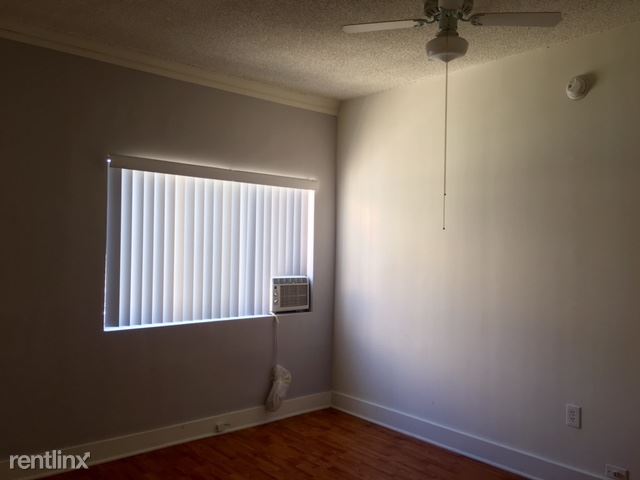Building Photo - 2607 Orchard Ave