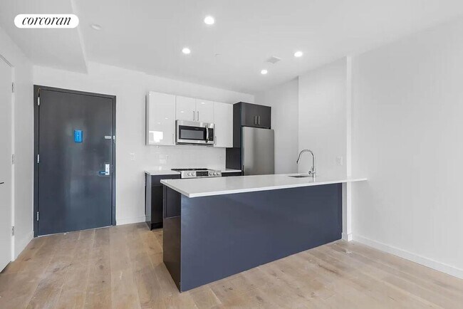 Foto del edificio - 221 E 117th St