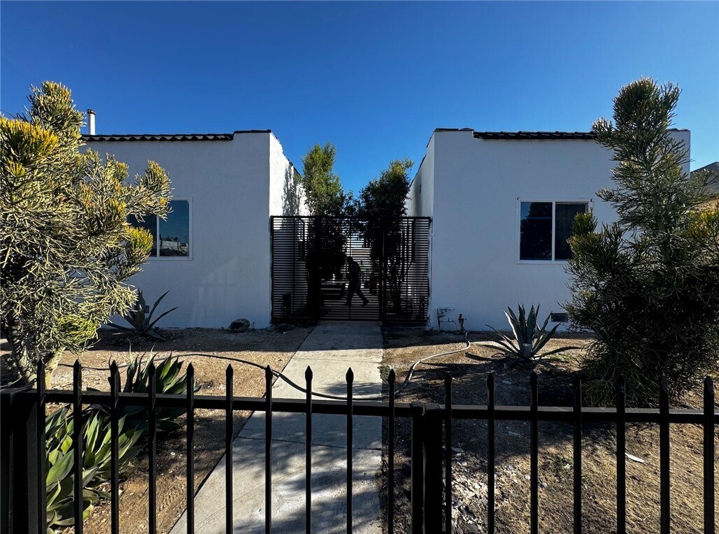 Foto principal - 1018 E 79th St