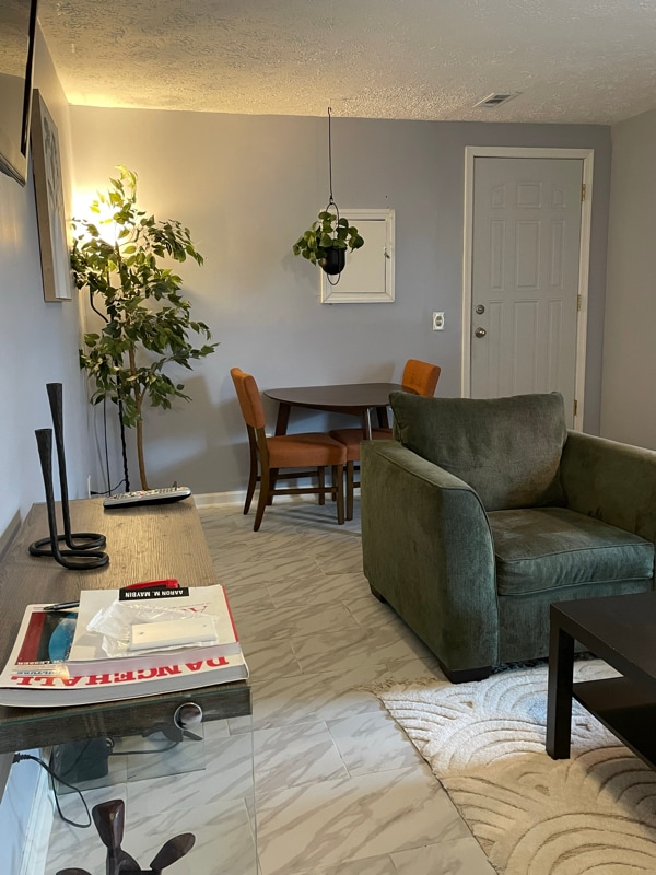 Photo - 888 W Lombard St Apartment