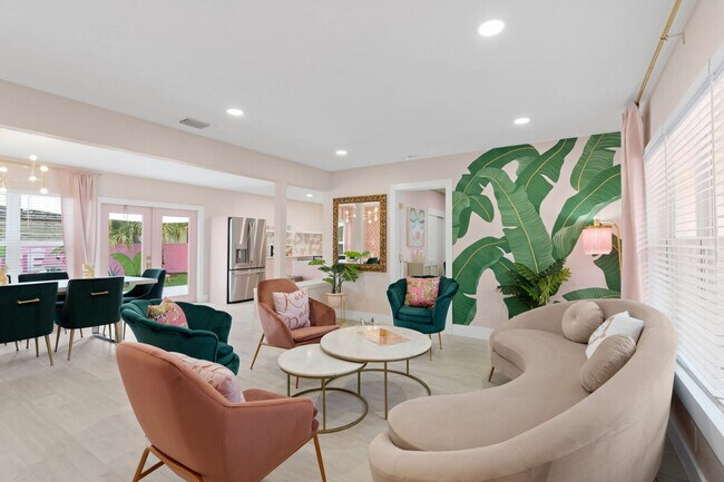 Foto del edificio - 2624 NE 30th Pl