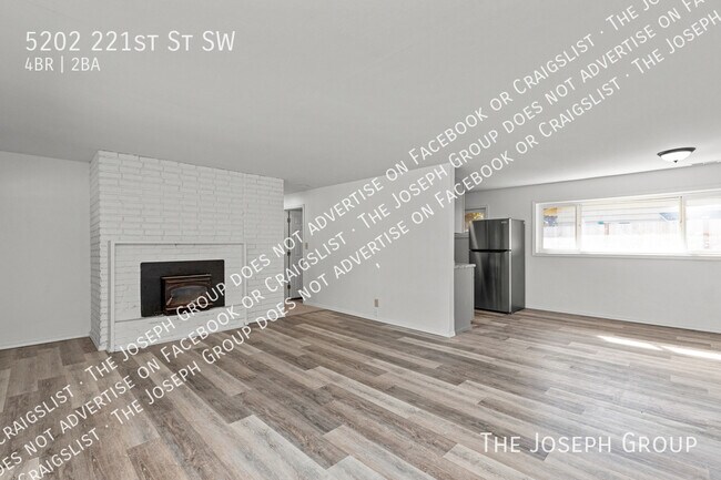 Photo - 5202 221st St SW House