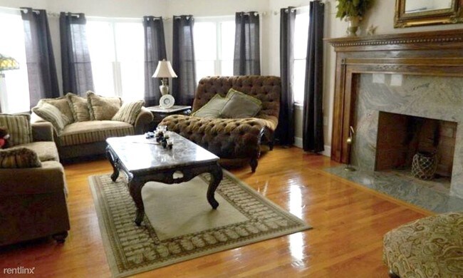 Building Photo - 4 br, 4 bath House - 340 Maynard Rd