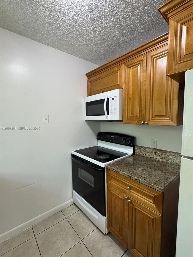 Foto del edificio - 1746 3rd Ave N