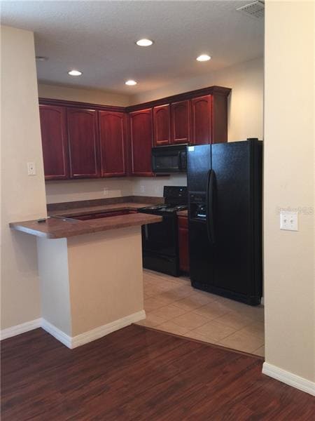 Building Photo - 3531 Peppervine Dr