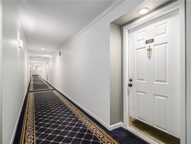 Foto del edificio - 3307 Pine Heights Dr NE