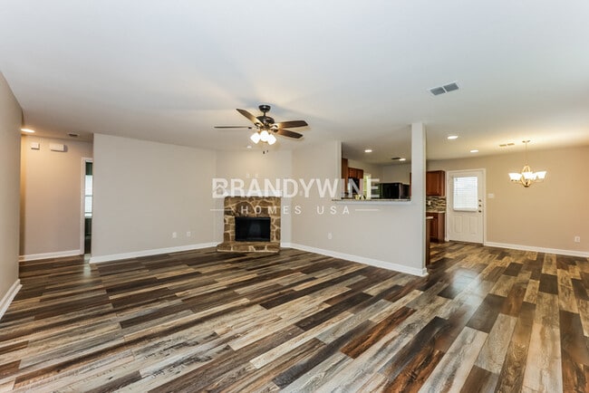 Building Photo - 510 Blue Sage