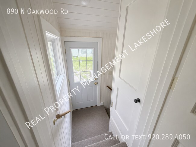 Foto del edificio - 890 N Oakwood Rd