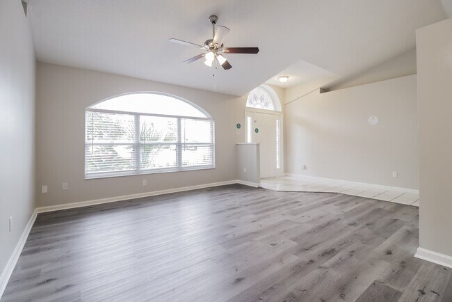 Foto del edificio - 502 Oak Branch Ct