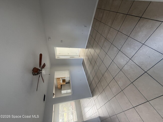 Foto del edificio - 1527 Schoolhouse St