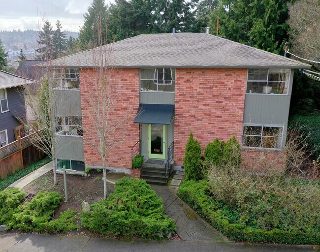 Foto del edificio - 2113 N 37th St
