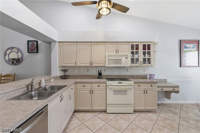 Foto del edificio - 5778 Greenwood Cir