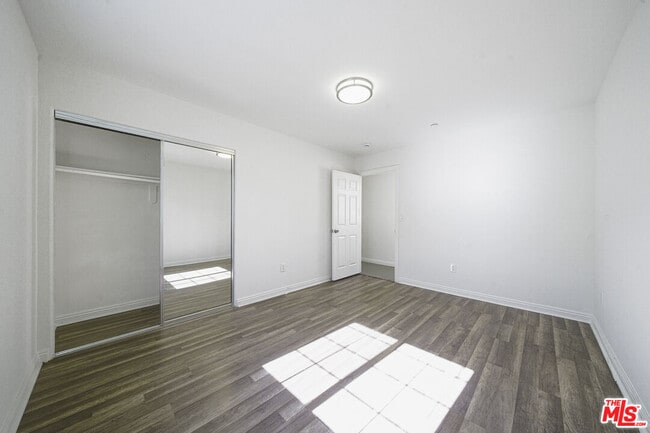 Foto del edificio - 10952 1/2 Wilmington Ave