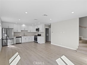 Building Photo - 7318 Leescott Ave