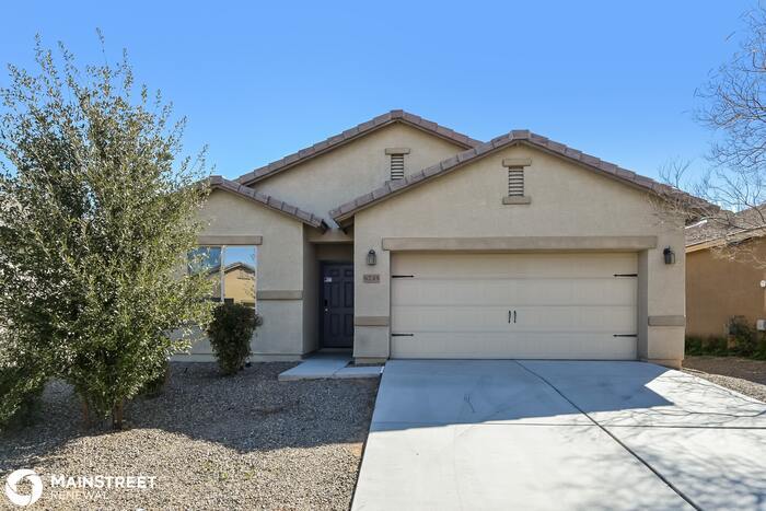 Primary Photo - 6735 S May Fly Dr, Tucson, AZ 85757