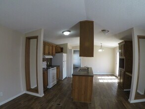 Building Photo - 200 Raider Ln