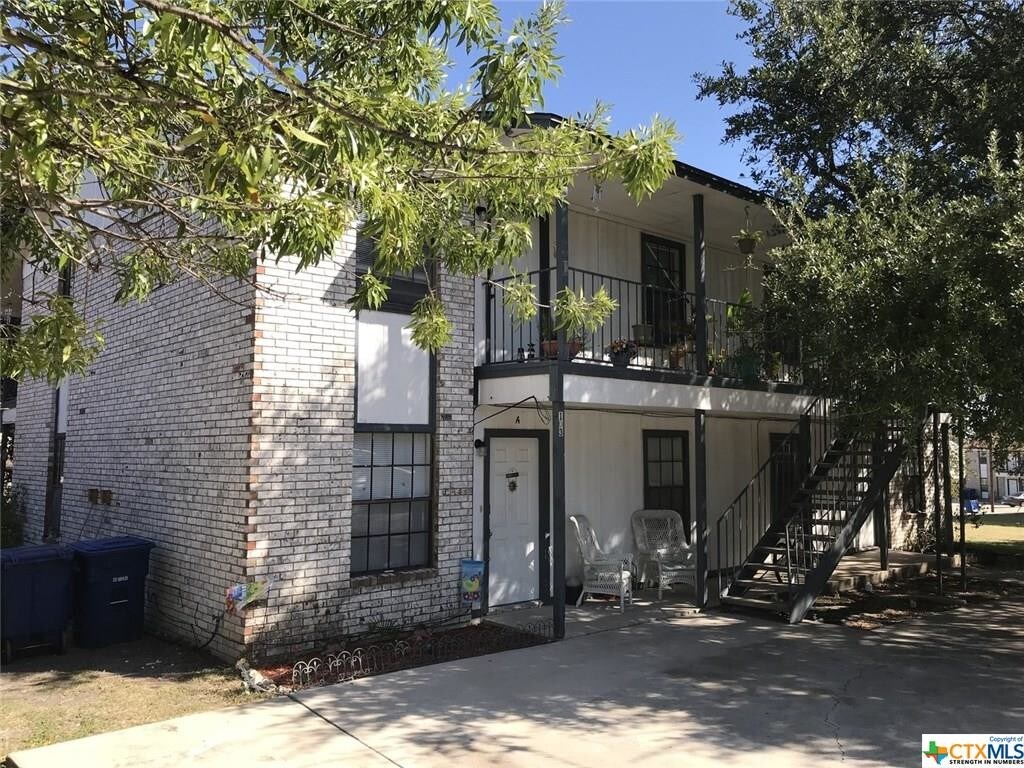 Primary Photo - 103 White Wing Cir