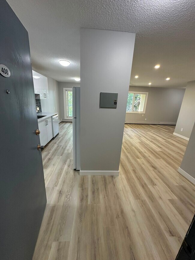 Photo du bâtiment - 4507-244 44 Ave