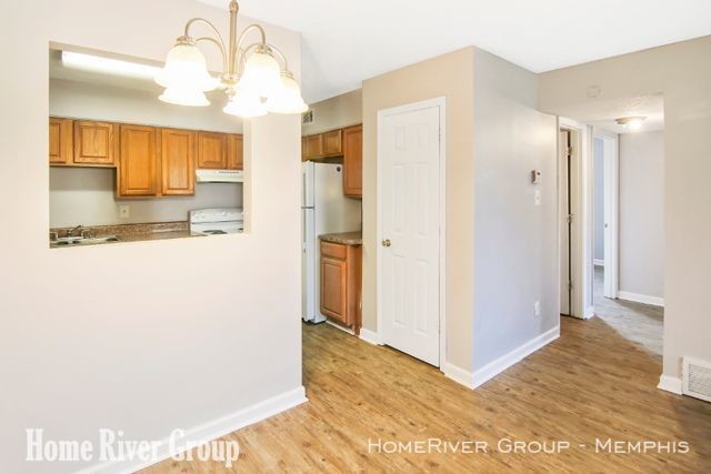 Foto del edificio - 2 bedroom coming soon to Riverbend!