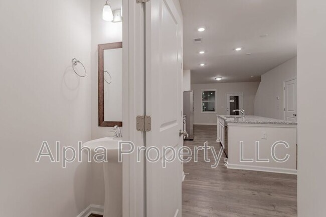 Foto del edificio - 220 Norse Creek Dr
