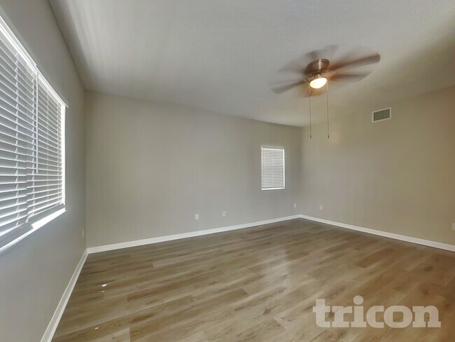 Foto del edificio - 11903 Butler Woods Cir