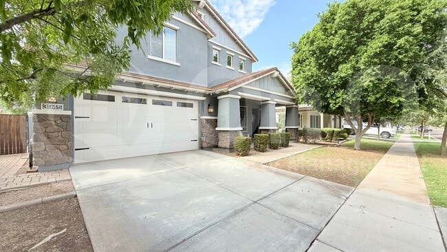 Photo - 3945 E Mesquite St House