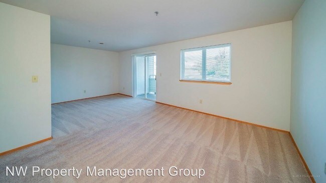 Foto del edificio - 9731 Holly Dr