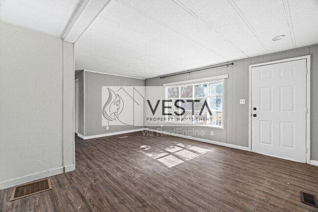 Foto del edificio - 442 Wickins Dr