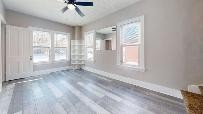 Foto del edificio - Renovated 2-Bedroom, 2-Bathroom Home – Cleveland, OH