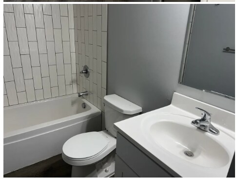 Foto del edificio - 1020 Aurora Ave
