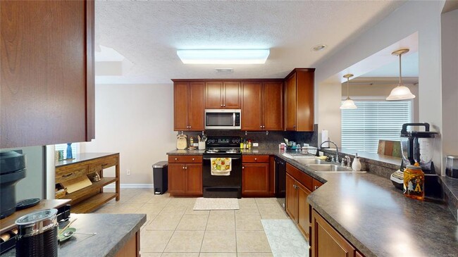 Building Photo - 8908 Ashland Park Pl