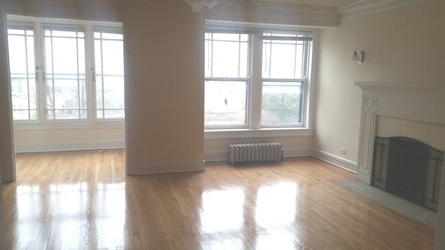 Building Photo - 1609 Ridge Ave
